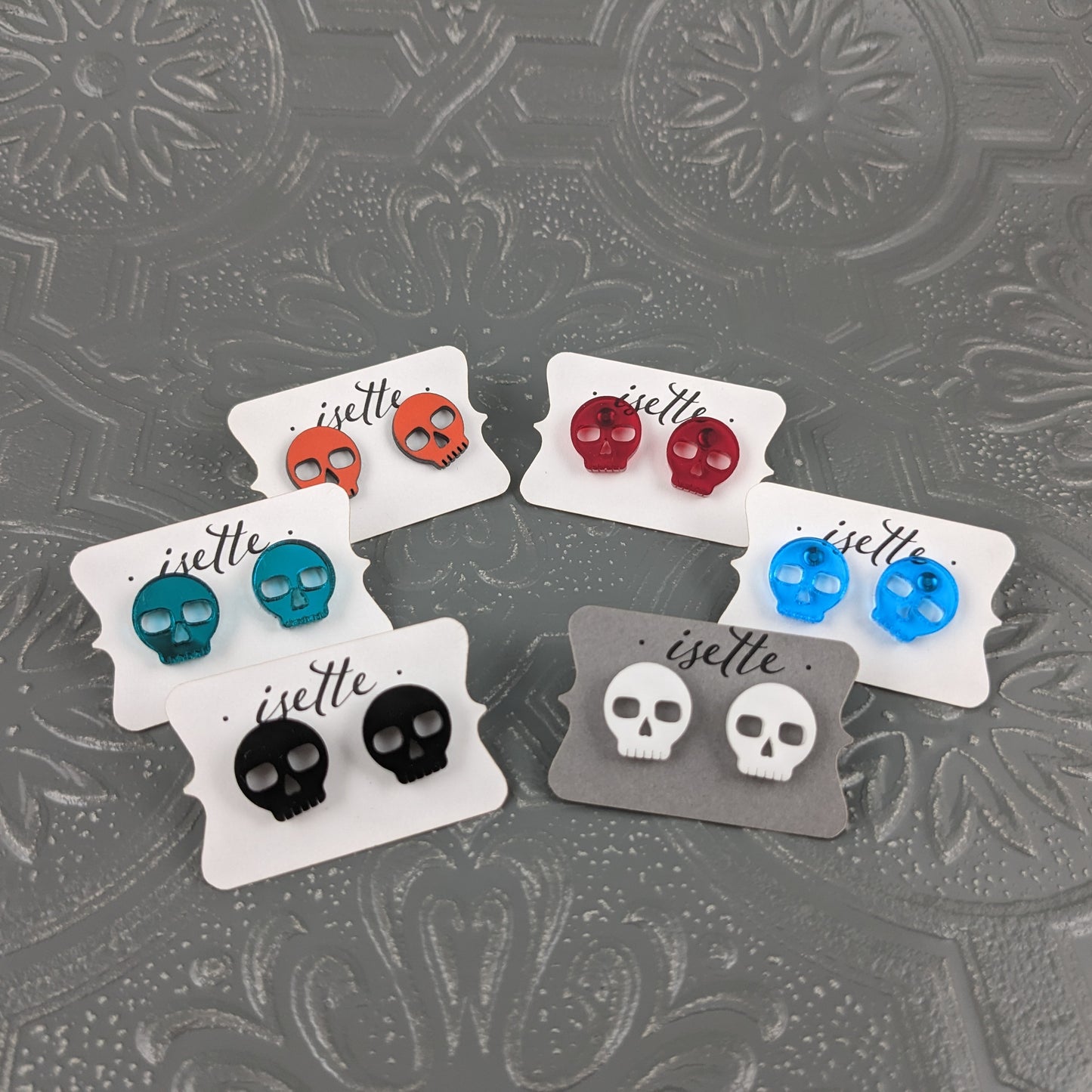 Skulls Studs, White
